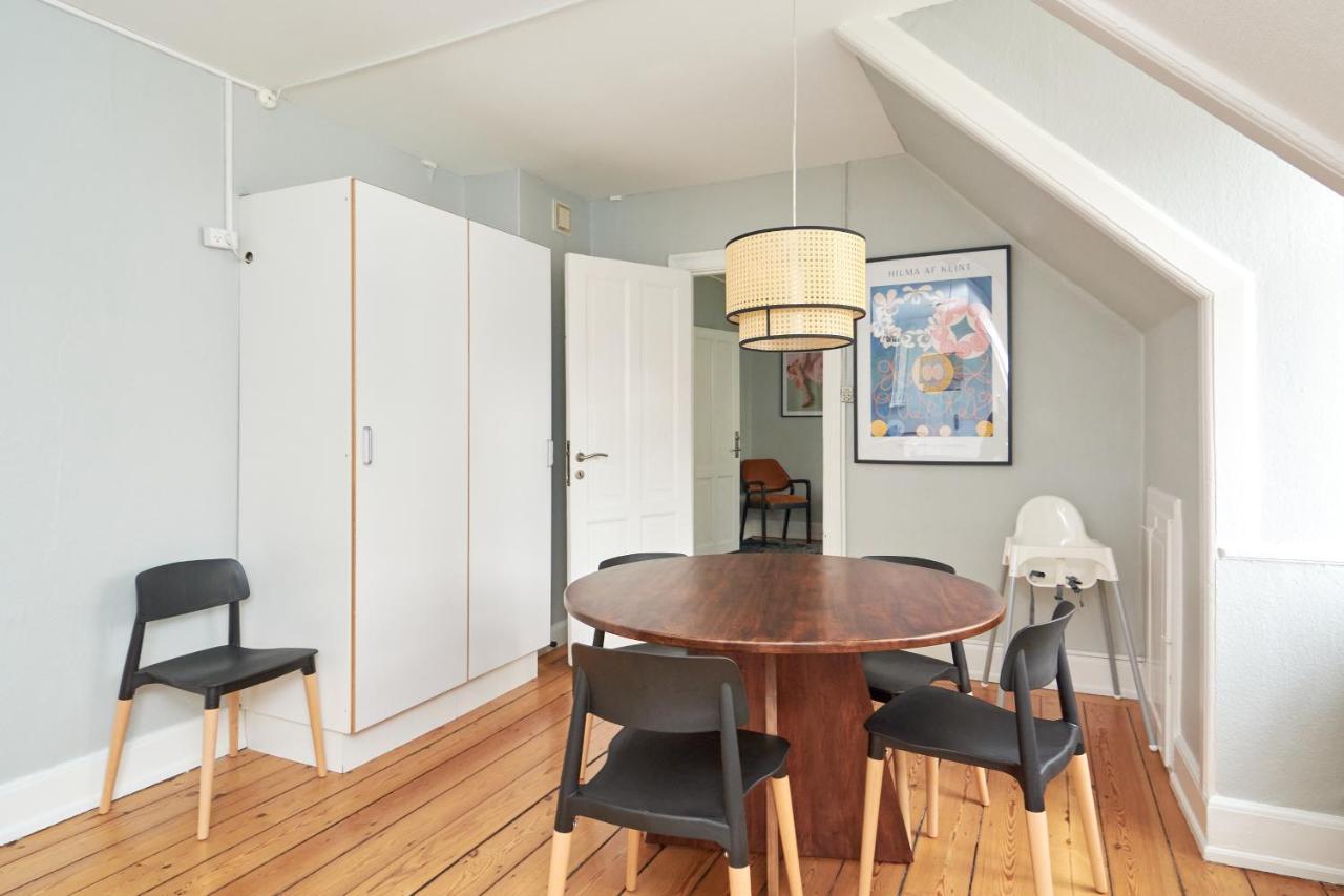 Stylish 5 Person Apartment In Vibrant Urban Area Kopenhagen Bagian luar foto