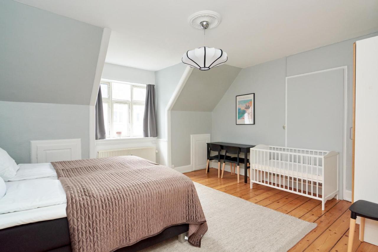 Stylish 5 Person Apartment In Vibrant Urban Area Kopenhagen Bagian luar foto
